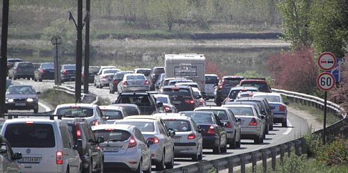 Над 300 000 българи тръгват на дълъг уикенд