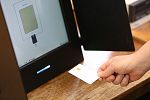 Анализ: Машините не влияят на избирателната активност