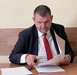 ДПС искат да вкарат Пеевски в конституционната комисия още днес (обновена)
