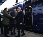 Николай Денков пристигна с влак на посещение в Украйна