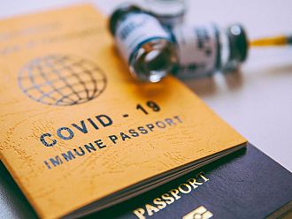България и още 12 държави от ЕС се договориха за COVID-19 паспортите