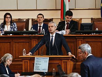 „Възраждане” отново поискаха оставка на правителството