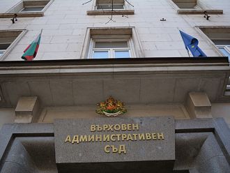 Съдът няма да гледа жалбата за отказа на Борисов от депутатско място