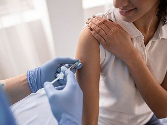 1/3 от българите твърдят, че са преболедували COVID или са ваксинирани с две дози