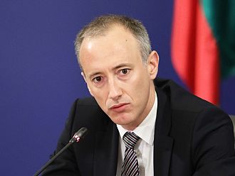 Няма да има удължаване на учебната година, матурите ще се проведат на определените дати