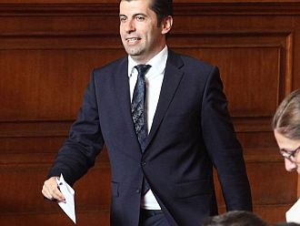 Кирил Петков лъже за руските дипломати