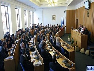 Съветниците от ГЕРБ и СДС за убитото от ток дете: Чакаме отговори от кмета на