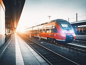 Заради инфлацията: Близо 1 млн. души са получили безплатна жп карта в Испания