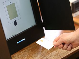 Анализ: Машините не влияят на избирателната активност
