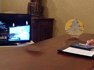 Най-голямата коледна елха е в Италия и ще свети до 8 януари