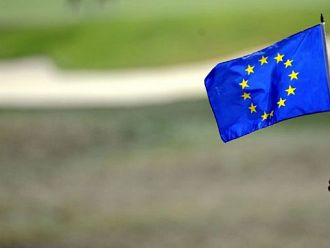 Евробарометър: Малко под половината българи одобряват членството в ЕС