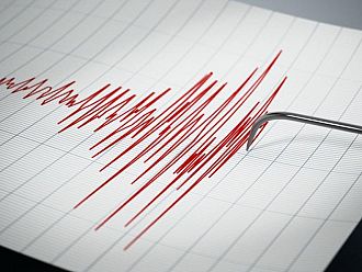 Земетресение с магнитуд 7 разтърси индонезийски остров