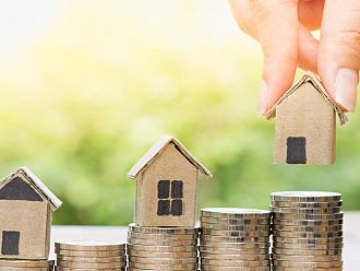 По-високи лихви за потребителските заеми, ипотечните без промяна