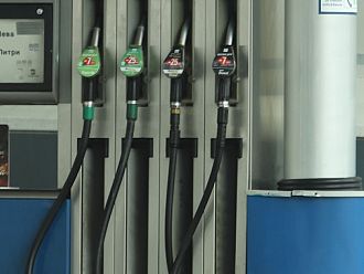 За пръв път от месеци: Бензин и дизел поскъпват по бензиностанциите