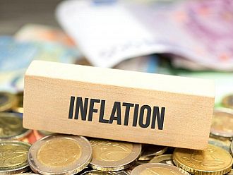 Четири пъти по-висока годишна инфлация в България