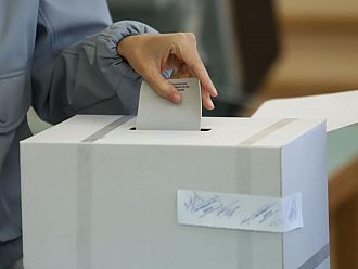 Изтича срокът за заявления за избирателите с трайни увреждания за гласуване в подвижна избирателна кутия