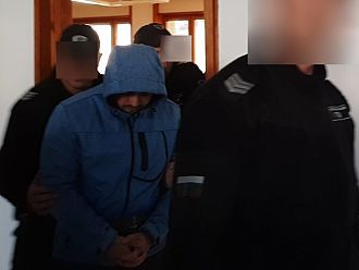 Обирджия на инкасо автомобил в столичен мол отива на съд