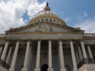 Камарата на представителите в САЩ прие проектозакона за вдигане на тавана на дълга