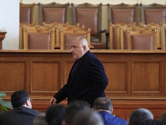 Претърсвания в имот заради “Барселонагейт” – откриха документи, Гешев ги изпрати на депутатите