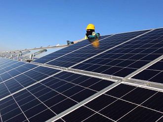 Кипър обвява програма за инсталиране на соларни панели за домакинствата