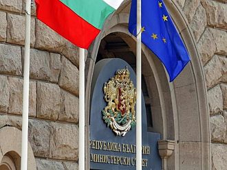 Партии и задкулисие продават министерски постове