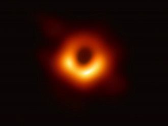 Черната дупка Лебед Х-1 е по-голяма от очакваното