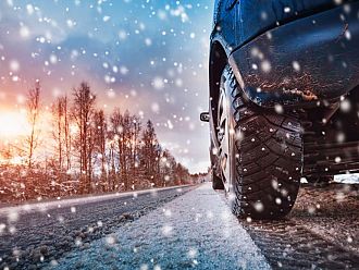 АПИ с предупреждение към шофьорите: Тръгвайте на път с автомобили, подготвени за зимни условия