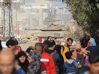 Израел съобщи за тунел и склад с оръжие под болница в Газа