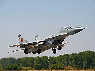 Ген. Николай Русев: Повече изправни самолети МиГ-29 и повече пилотски часове във въздуха
