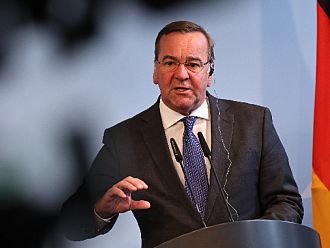 Германия и НАТО трябва да се подготвят за евентуално руско нападение