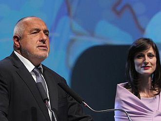 Операция “Завземане на властта”: Връща ли се старото статукво?