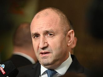 Радев за консултациите за служебен премиер: Опциите са изключително стеснени (обновена)