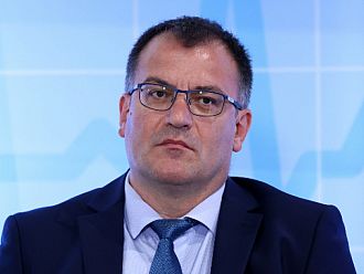 Димитър Маринов: Може все по-често да виждаме надписи на аптеките, че не работят с НЗОК