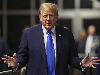 Опасен прецедент: При победа Тръмп може да помилва сам себе си