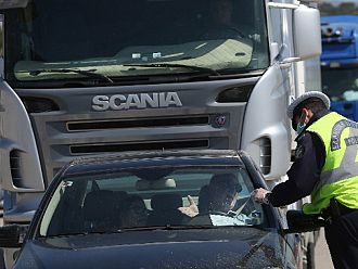 Гръцката полиция затегна проверките по пътищата и масово глобява за нарушения