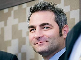 Политологът Любомир Стефанов: Голямата изненада няма да е партията на Слави Трифонов, а резултатът на коалицията между ВОЛЯ и НФСБ.