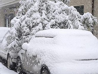 Зимата се връща, циклон носи сняг и студ
