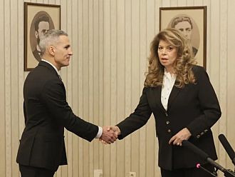 Назначиха служебния кабинет и насрочиха изборите