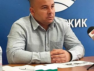 Бившият шеф на АБВ в Пазарджик пристана на Цветанов