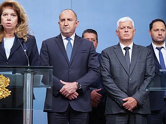 Опозицията с критики, управляващите отвърнаха с обвинения