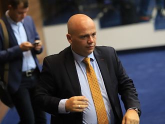 Александър Симов от БСП: Проституцията трябва да се легализира