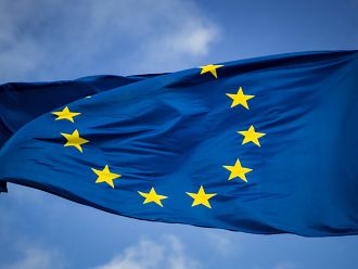 Михаел Рот: ЕС трябва да преразгледа идеята за ваксинационни сертификати