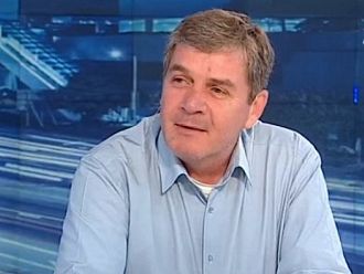 Международен анализатор: Не се правете на велики с тази показност и самочувствие