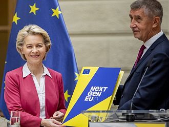 Чехия взима 7 милиарда евро грантове за Плана си за възстановяване