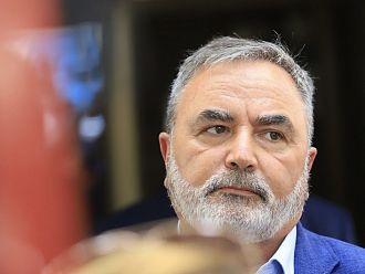 Доц. Кунчев: Юли ще го изкараме спокойно, след това ще има ръст на заразени
