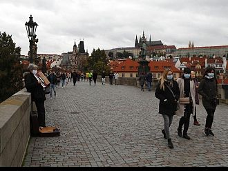 Чехия затегна още мерките за влизане в страната