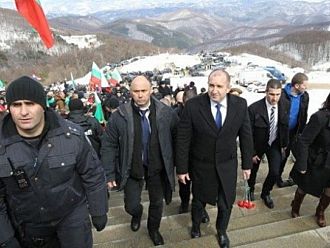 Румен Радев: Властта отново се опита да постави под карантина националната ни памет