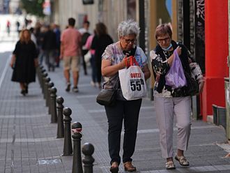 Не инфлацията, а ниските доходи са проблемът