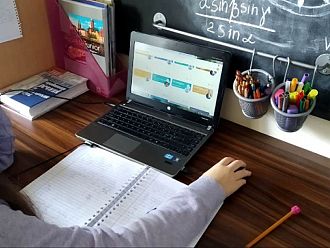 Ученици от още две училища в област Велико Търново на онлайн обучение