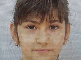 Полицията издирва 12-годишно момиче от Димитровград